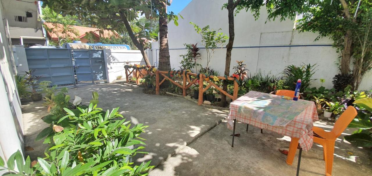 House For Rent Iloilo Arevalo Villa Exterior photo
